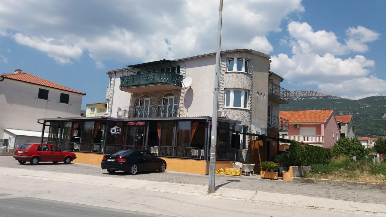 Apartman Julienne Kaštela Εξωτερικό φωτογραφία